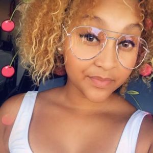 Meet your Posher, Janayla